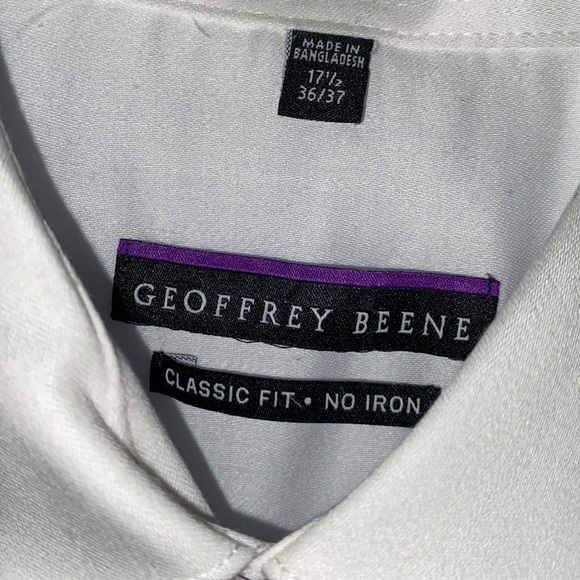 GEOFFREY BEENE Classic Fit long sleeve white button shirt, tie not included. - Picture 4 of 7